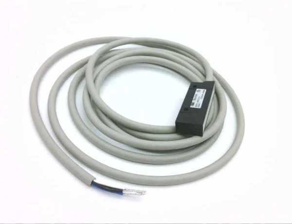 MDFK 08T7101/1000 Baumer Electric